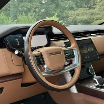 A picture of 2023 RANGE ROVER AUTOBIOGRAPHY