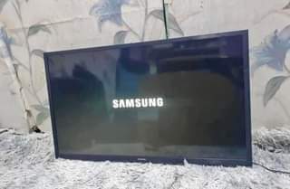 A picture of SAMSUNG INCH 42 LED TV
