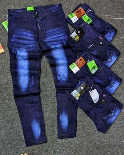 A picture of AMANA FASHION JEANS 0658683060