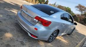 used toyota avensis