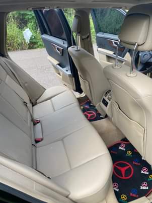 A picture of Mercedes Benz Model 2012