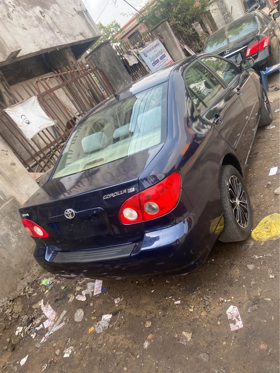 A picture of 2006 Toyota Corolla Available