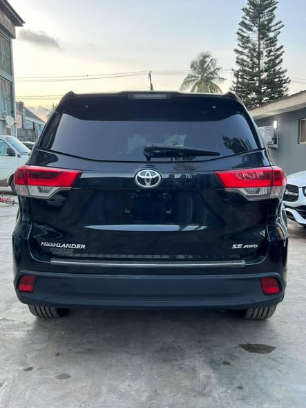 A picture of sweet Deal 2018 HIGHLANDER SPORT toks first body Keyless clean