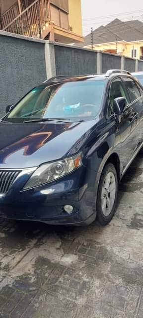 A picture of 4 month rx350 011 pure firstbody accident free everything working