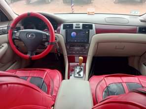 A picture of Highest grade Lexus ES 330 Everything is intact and untouched