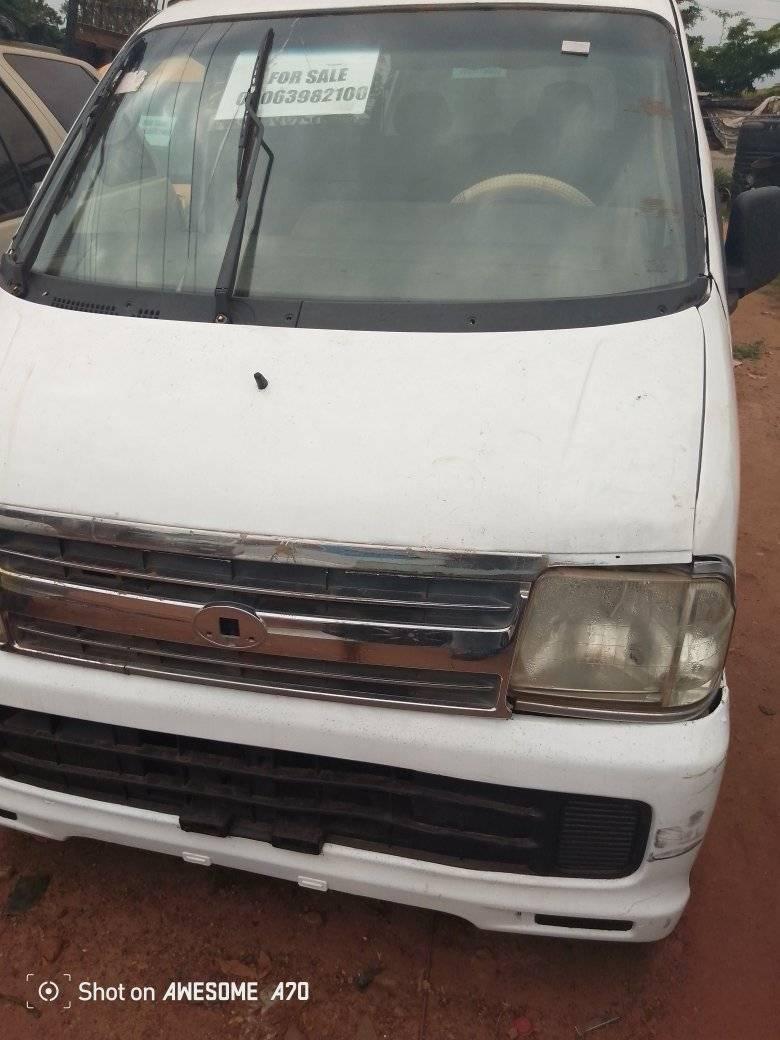 A picture of Hijet mini bus