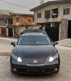 A picture of FOREIGN USE Pebble Beach edition Lexus ES350 Year 2009 Proximity