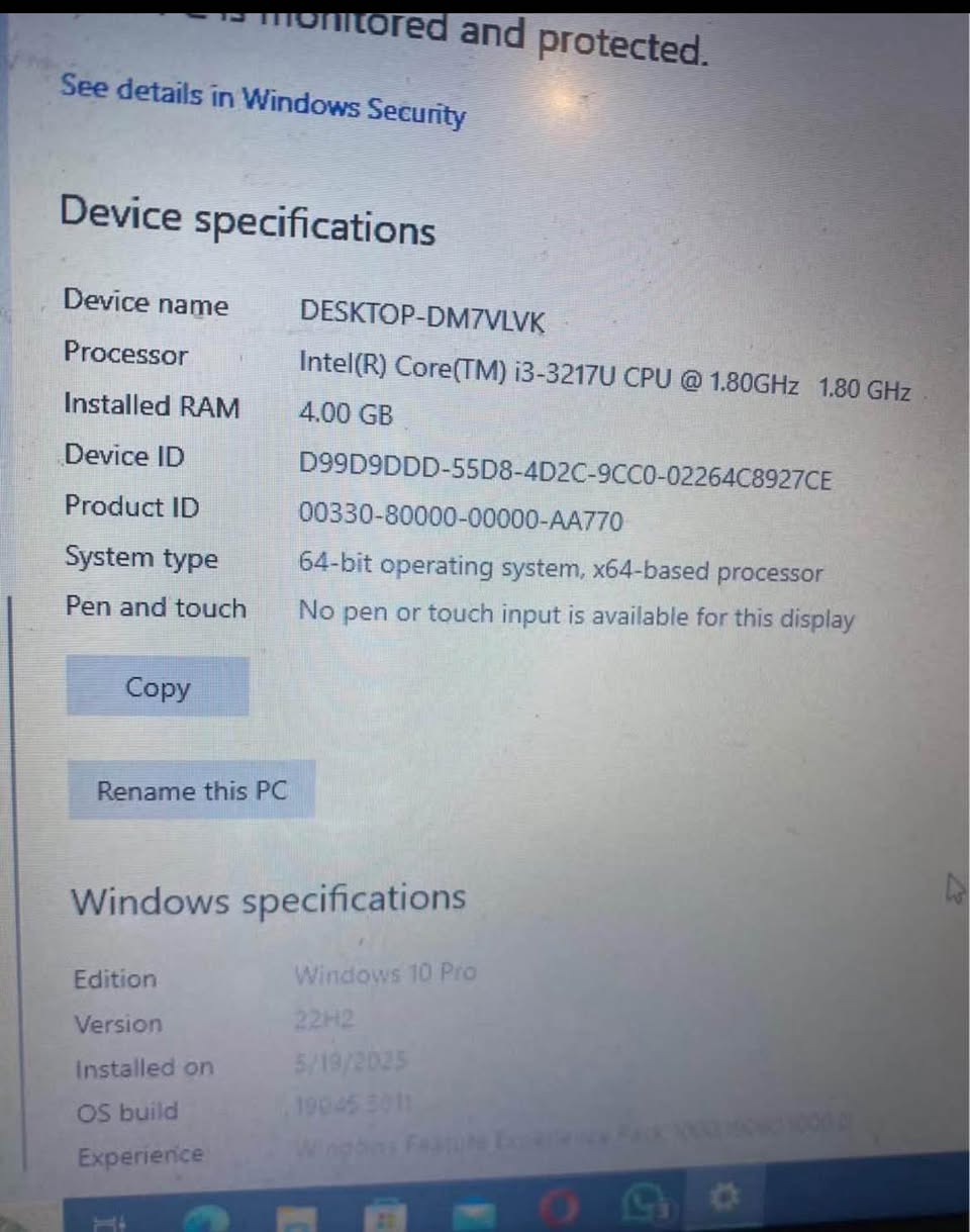 A picture of Neatly used dell latitude 3330