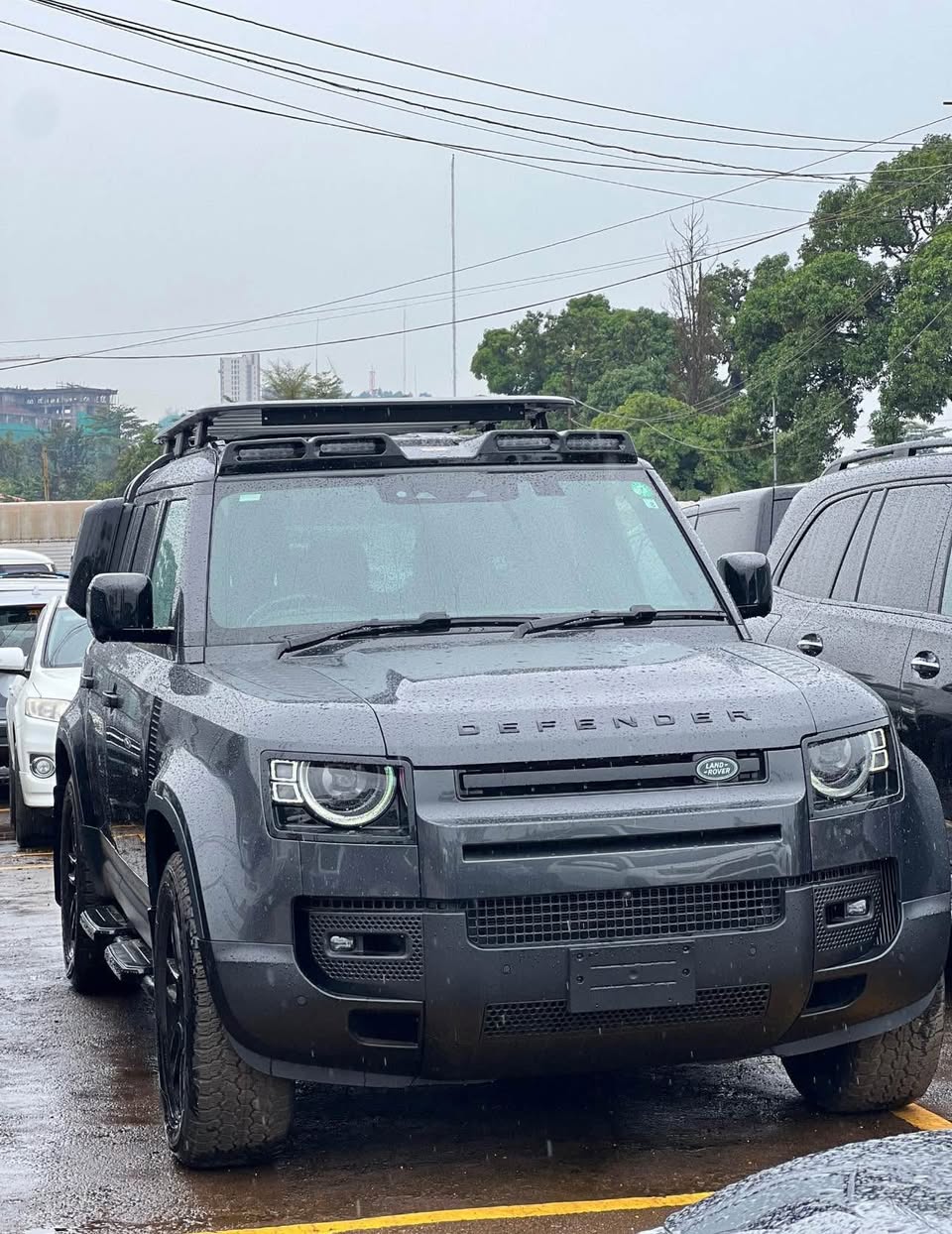 A picture of DEFENDER 110 2023 GREAT RIDES 256703224883 Importers Delaers