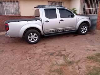 used nissan navara