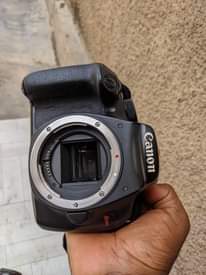 A picture of Canon Rebel T5 ndashakamo amafaranga yihuse uri tayali twavugana inbox