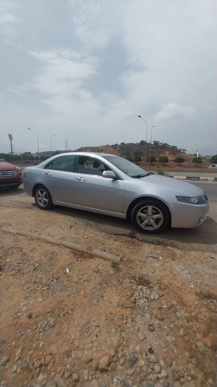 A picture of Honda Accord 2006