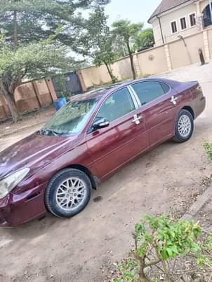 A picture of 2004 Lexus ES330