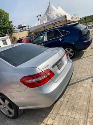 A picture of Benz Es350 010