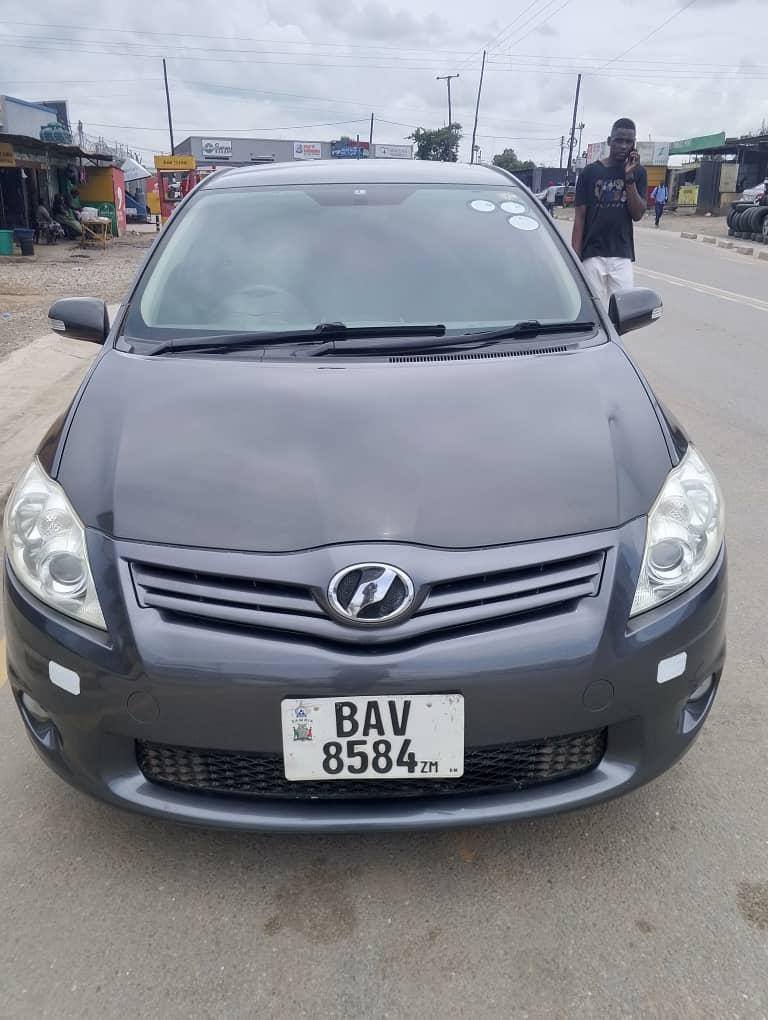 toyota auris