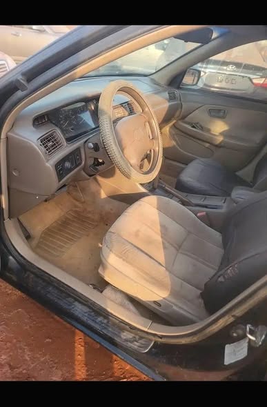 A picture of 2008 Toyota Camry Tiny Light 2 2 08