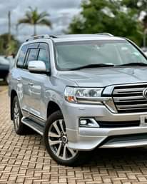 A picture of LANDCRUISER V8 2018 PETROL ENGINE