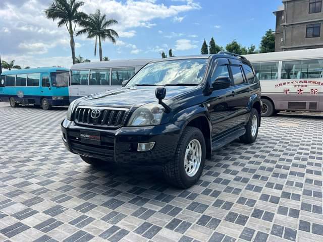 A picture of 2007 Toyota Prado TX