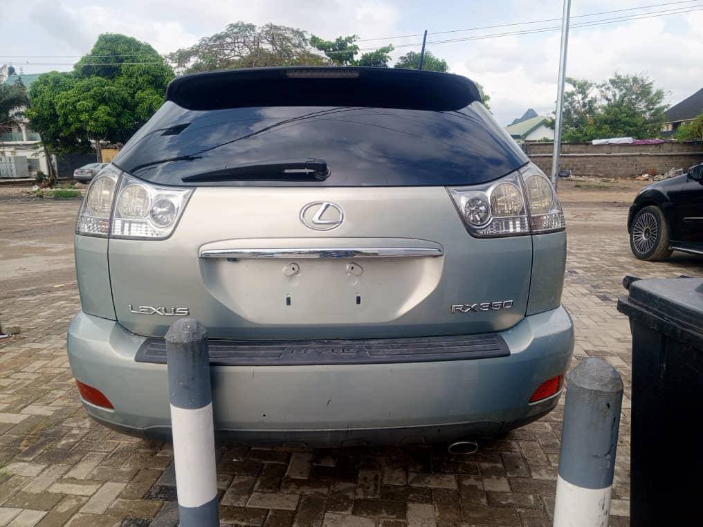 A picture of Lexus RX 350 2008 foreign used Accidental free.