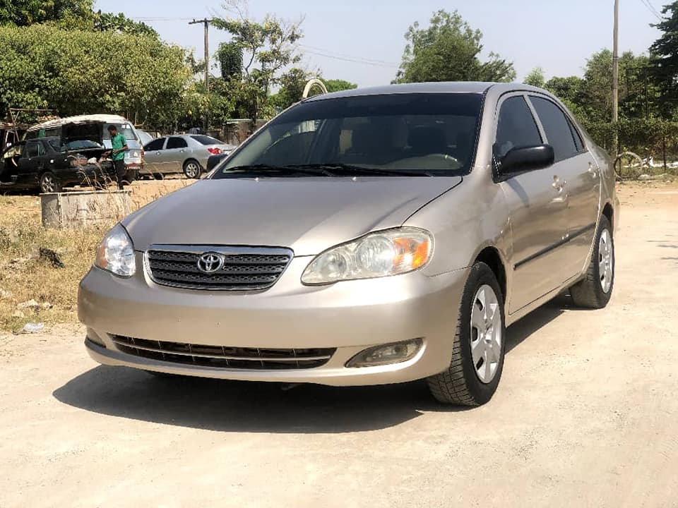 A picture of Toyota Corolla 06
