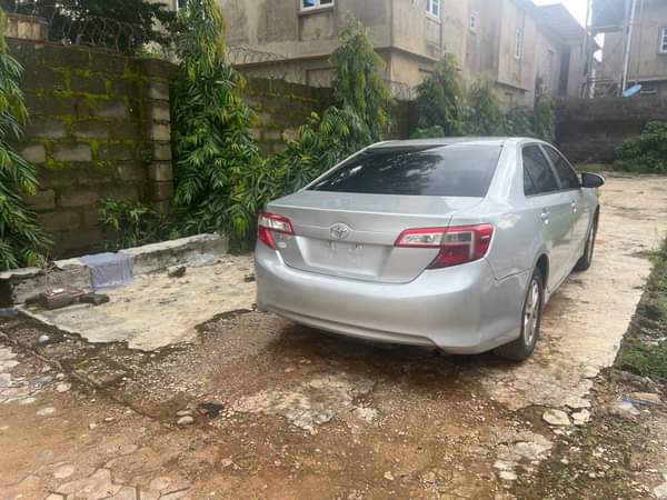 A picture of DISTRESS SALE SARI SARI SARI EXTREMELY CLEAN USED TOYOTA CAMRY