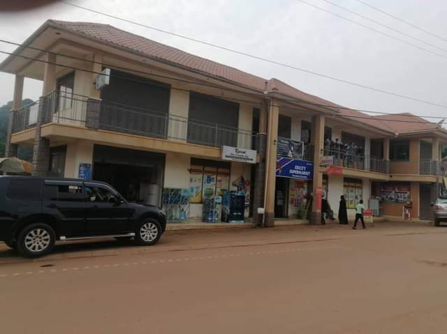 houses kyanja