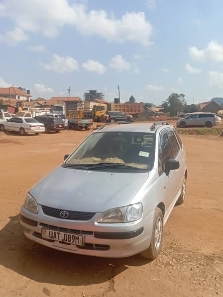 A picture of Toyota spacio