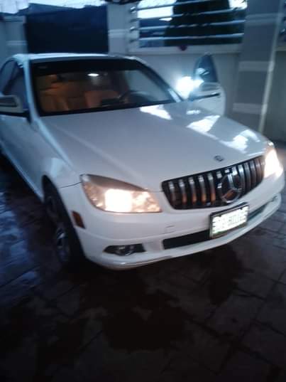 A picture of Mercedes Benz C300