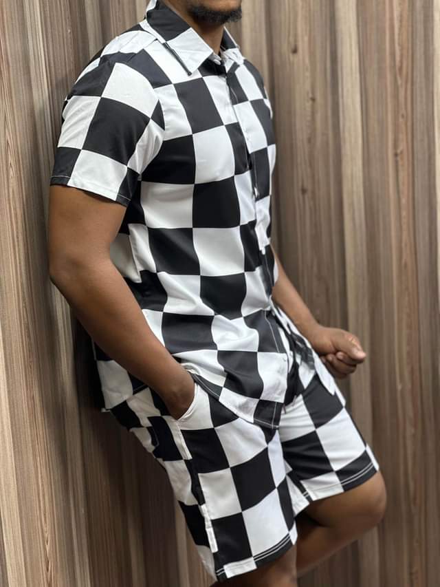 A picture of Full pens shirts