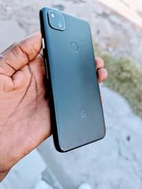 A picture of Google pixel 4a kipengel sehmn ya juu haitach gb128 ram6