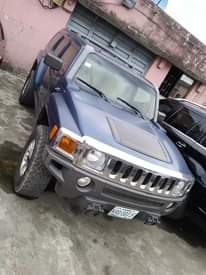 A picture of Used hummer