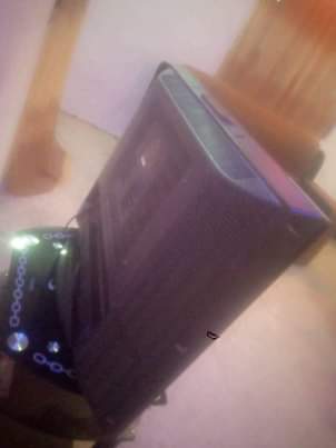 A picture of 32 inches lg led Tv