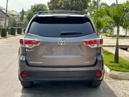 A picture of 2016 Toyota Highlander XLE 4months used unregistered with duty 18