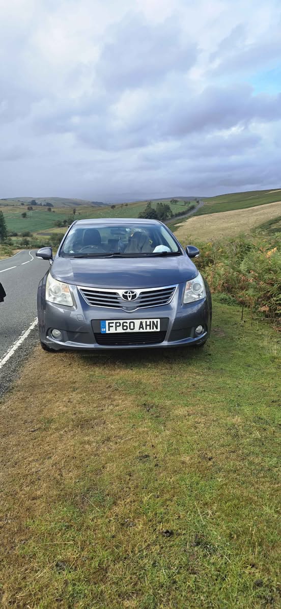 toyota avensis