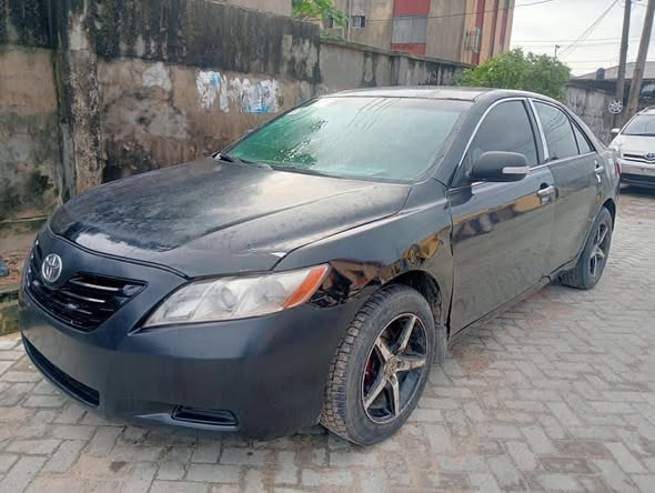 A picture of Distress sales Nigerian Used Toyota Camry muscle 2008