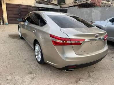 A picture of URGENT SERIOUS BUYERS ONLY Foreign used TOYOTA AVALON Year 2013