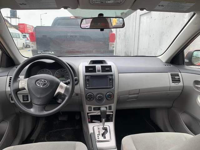 A picture of Toyota Corolla 2013 TOKS