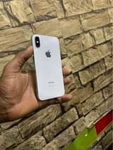 A picture of iPhone XS 256gb