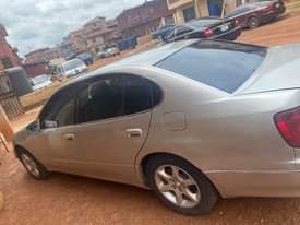 A picture of Lexus ES300
