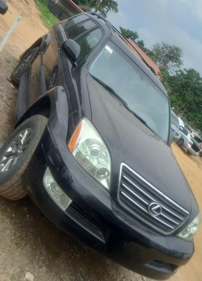 A picture of Lexus GX470 07