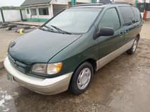 A picture of Toyota Sienna
