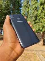 A picture of Samsung A30