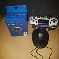 A picture of CHARGING STATION YA PS4 UNACHAJIA DOC YA KUCHAJIA CONTROLLER ZA