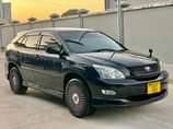 A picture of Toyota Harrier on sale DVS gari imetunzwa vizuri sanaaaaaa
