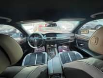 A picture of BMW 530 2005