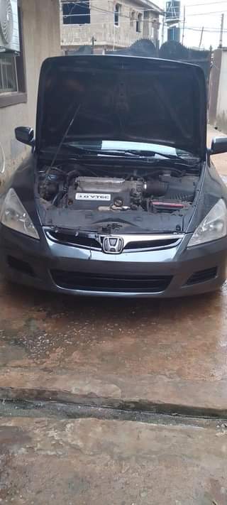 A picture of Honda Accord DC v6 engine perfectly good