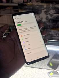 A picture of samsung galaxy S9 storage