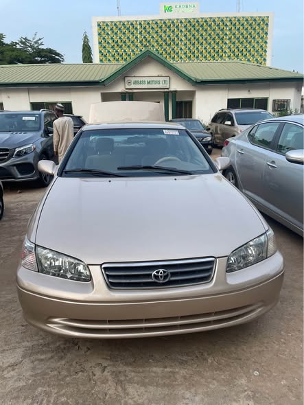 A picture of Extremely clean Toyota Camry drop light 2003 available