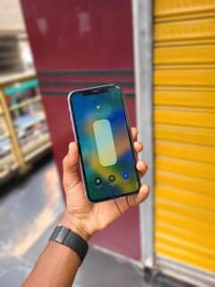 A picture of iPhone 11 128GB