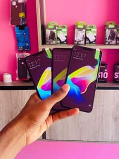 A picture of Oppo A83